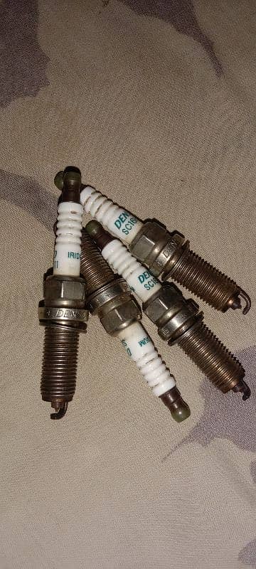 Toyota Grendy Spark Plug jenion 4