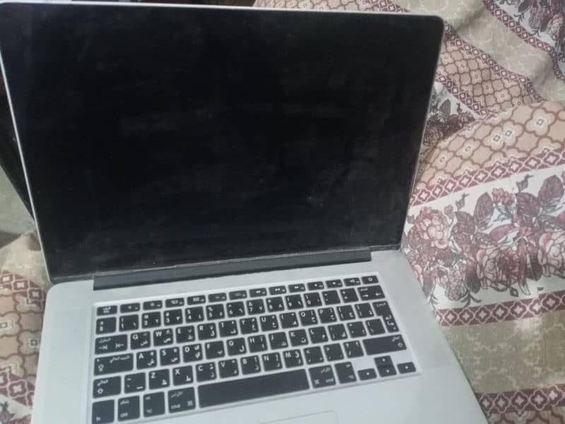 Macbook Pro late 2013 15 inch 1