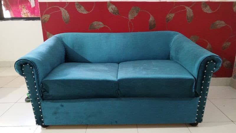 2 Seater sofa 0