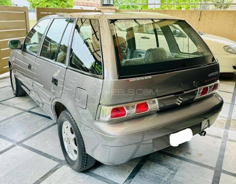 Suzuki Cultus 2017 8