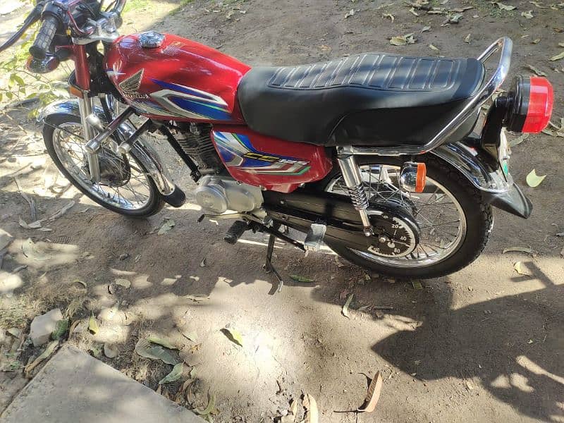 HONDA 125 EXTREMELY VERY GOOD CONDITION 4