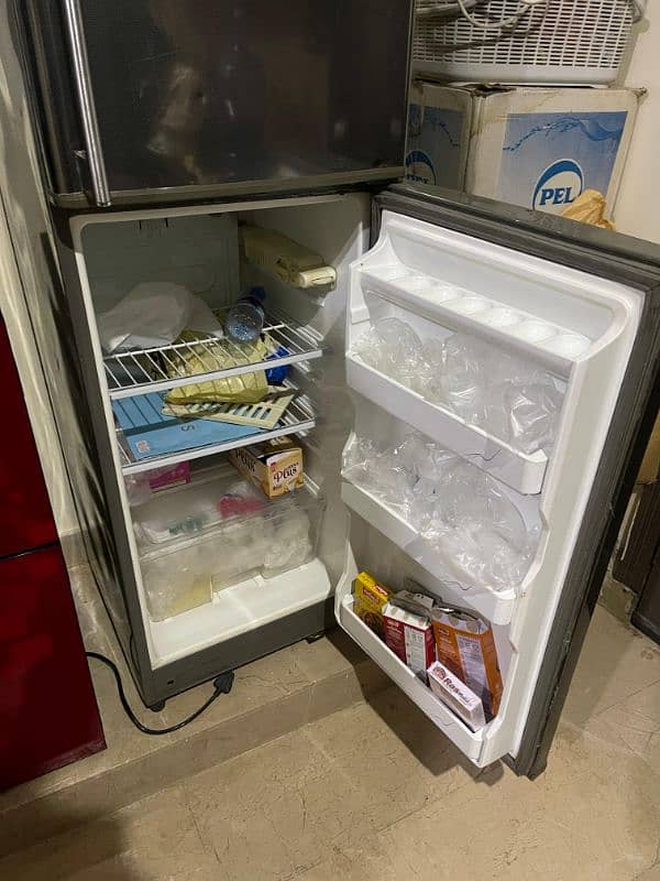 Dawlance small fridge 1