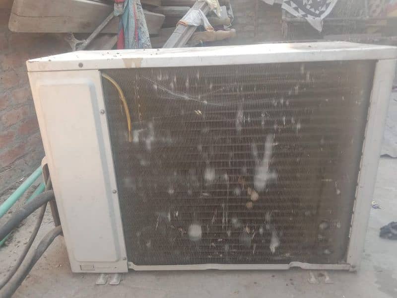 AC inverter 0