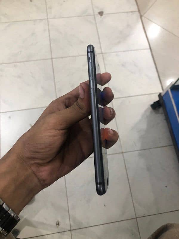 Iphone 8 plus 64 GB 10/10 condition 2