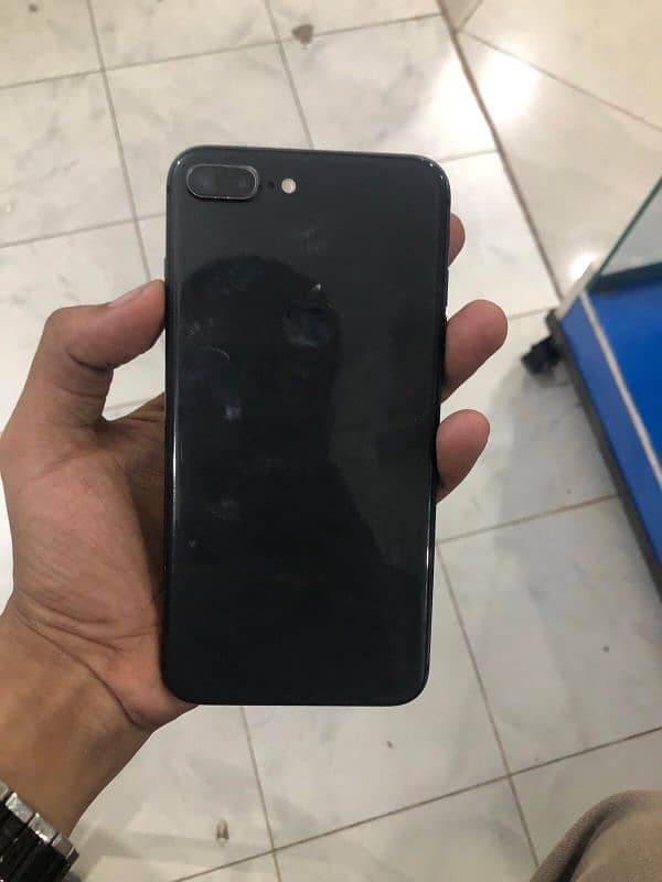 Iphone 8 plus 64 GB 10/10 condition 3