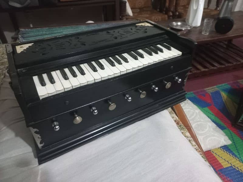 German jublet harmonium 3