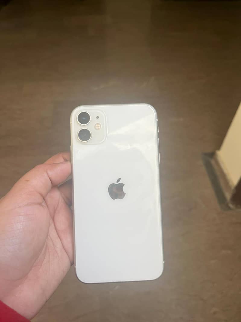 Apple iPhone 11 5