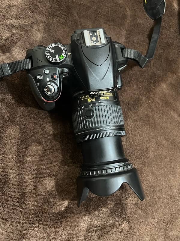 Nikon D-3300 perfect Condition less used untouch 2