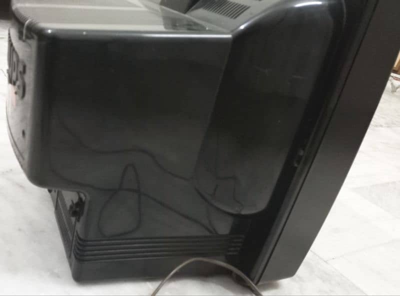 TV for sale 4