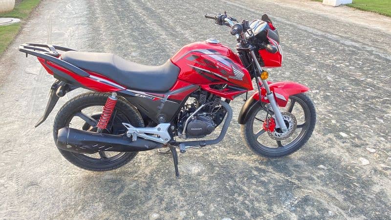 Honda cb150f 2018 03039407152 2