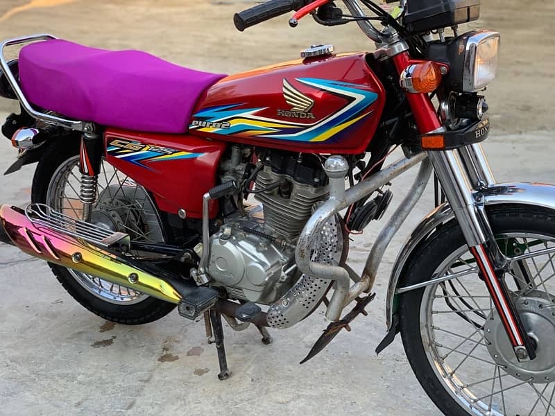 Honda CG 125 Red 1