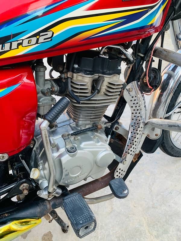 Honda CG 125 Red 2