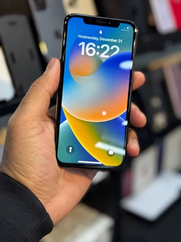 iPhone X 256gb PTA Approved 4