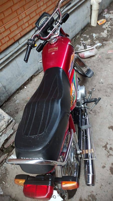 Honda CD70 Bike 1