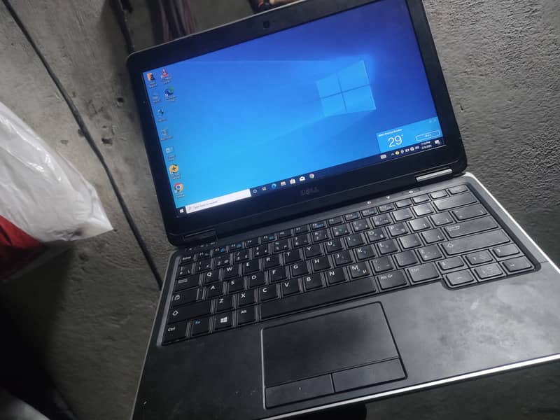 Dell i5 4th generation mint condition 4