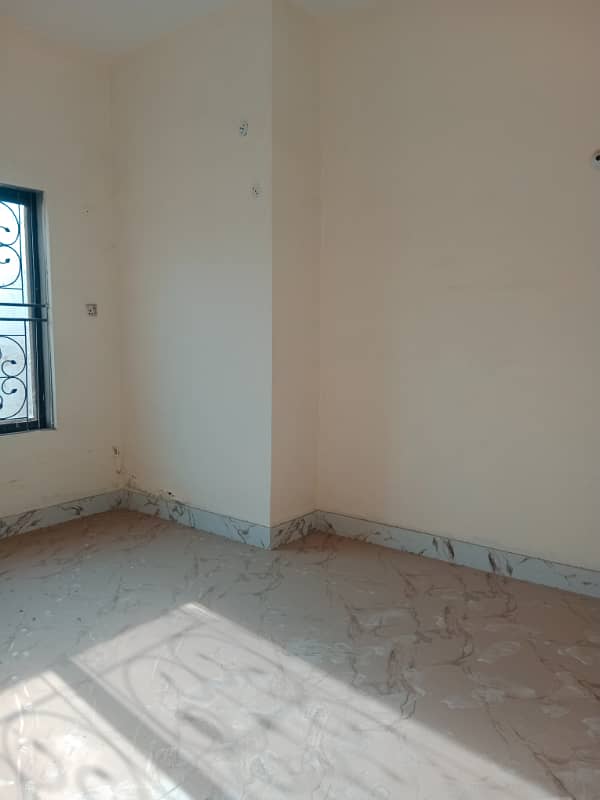 Ground floor for rent 8