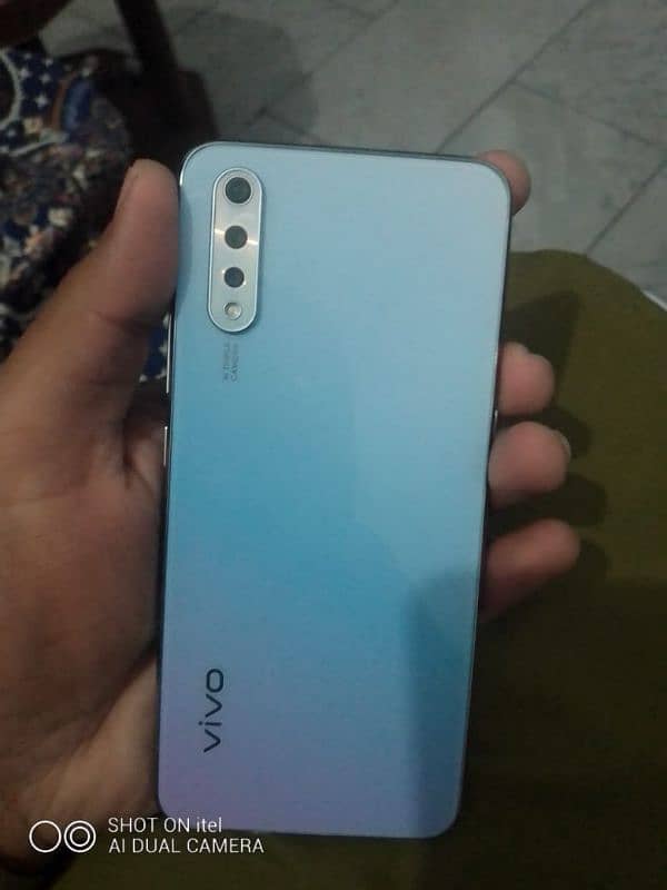 Vivo s1 3