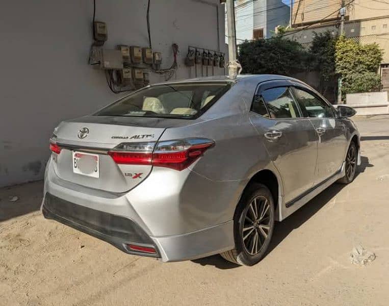 Toyota Corolla Altis X Grande 2021 3