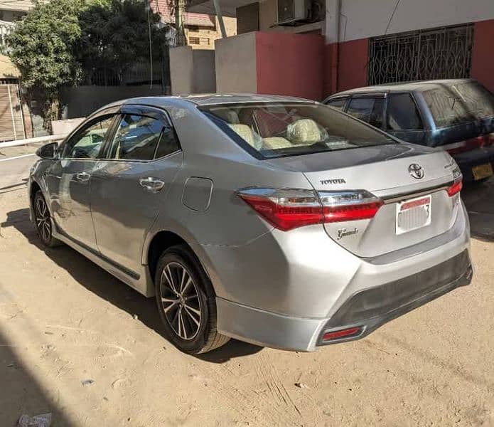 Toyota Corolla Altis X Grande 2021 6