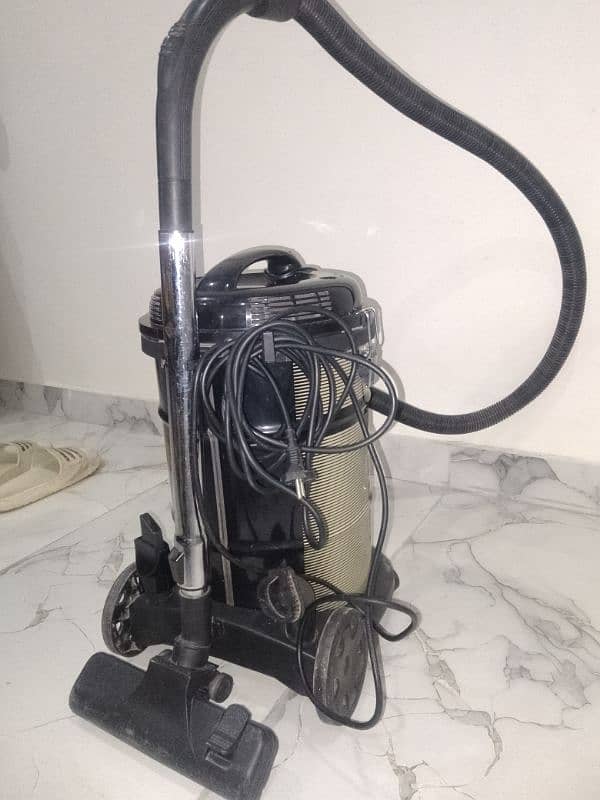 Vaccum cleaner 2