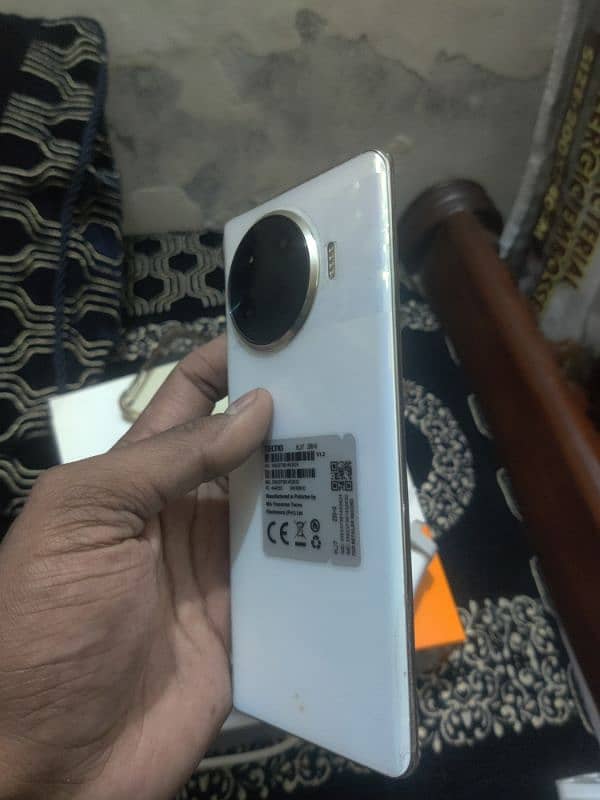 Tecno Spark 20 Pro+ 5