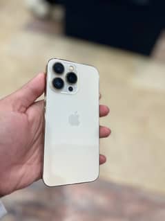 iphone 13 pro 10/10 condition PTA