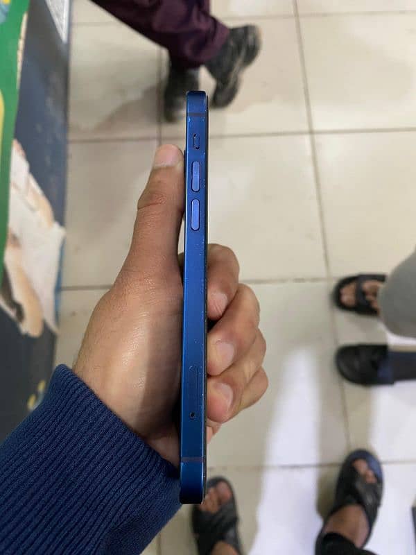 iphone 12 blue factory unlock 3