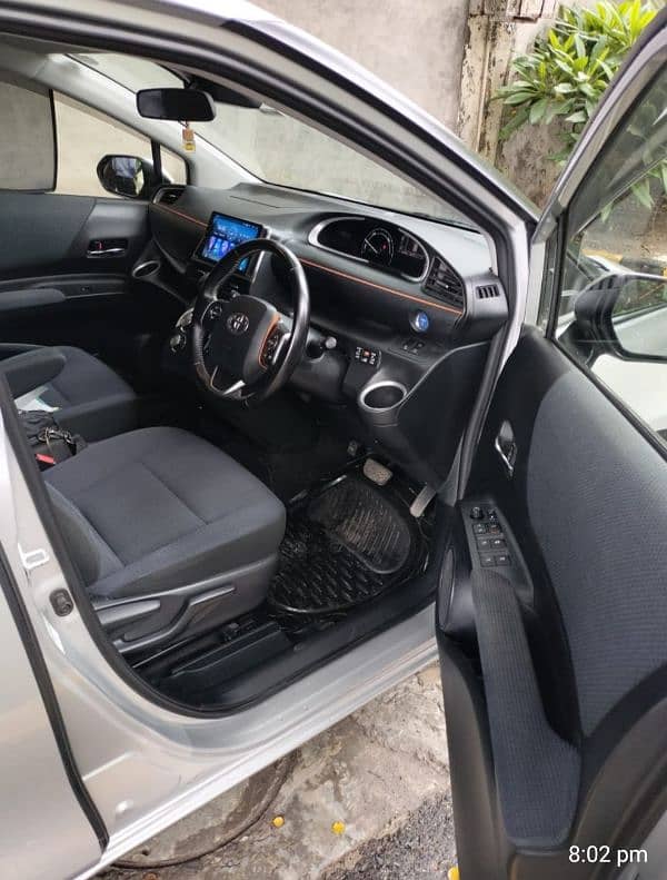 Toyota Sienta G 2016 4