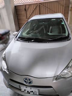 Toyota Aqua 2012