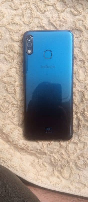 Infinix Hot 8 lite 3