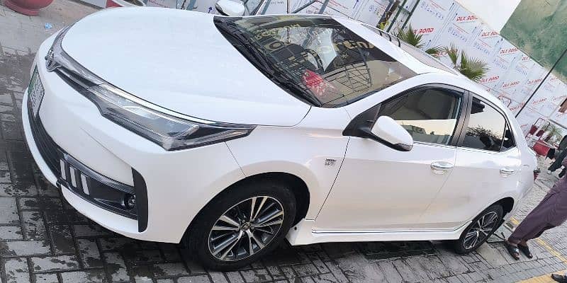 Toyota Altis Grande 2018 0