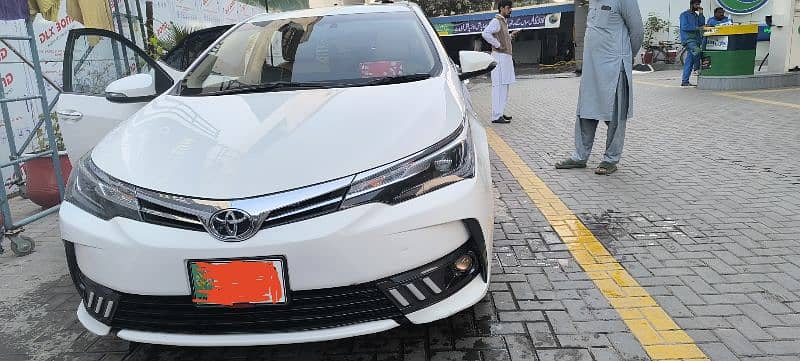 Toyota Altis Grande 2018 1