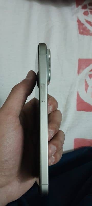 IPHONE 15 PRO MAX NON APPROVED 4