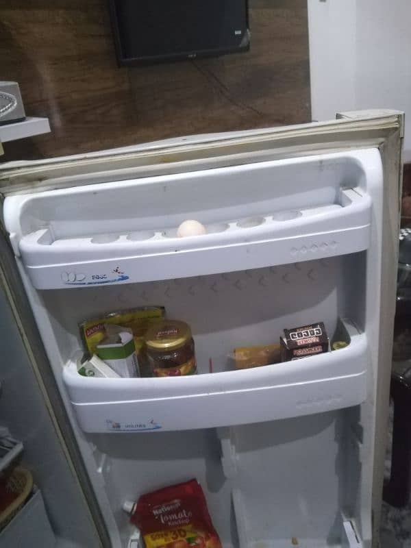 refrigerator 3