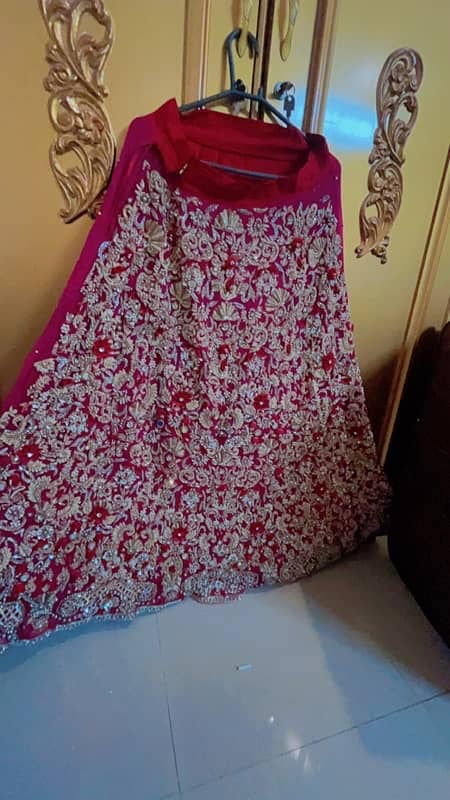 bridal lehnga 0