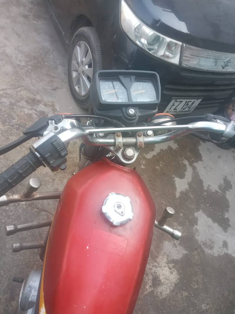 Honda CG 125 2012 4