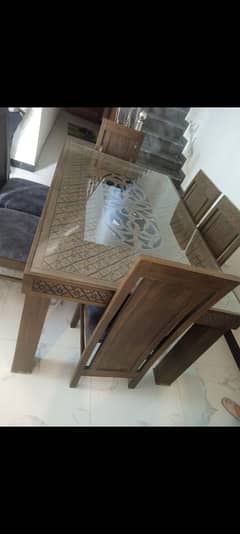 6 cheairs Dining table available for sale