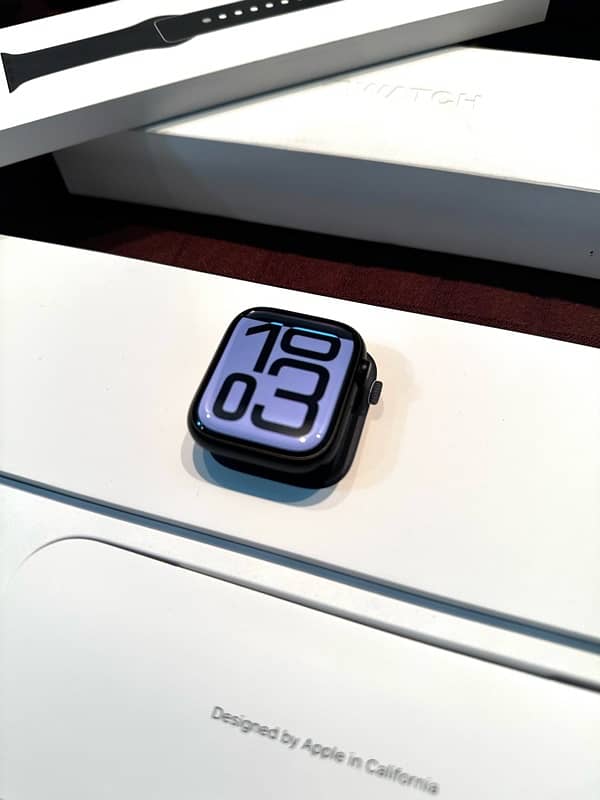 apple watch series 9 45mm brand new 5