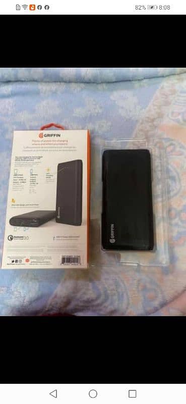 Griffin 2.0 Powerbank (Original) 3