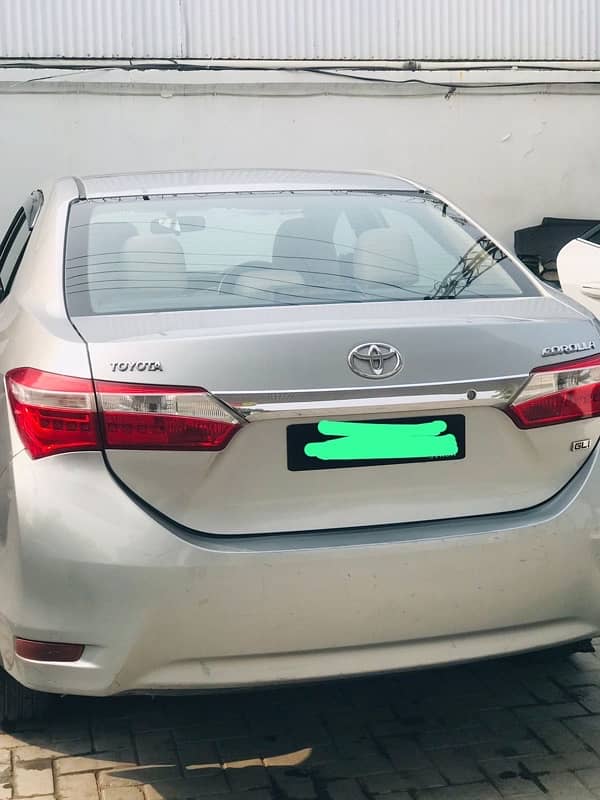 Toyota Corolla GLI 2015 TOTAL GENIUNE 2