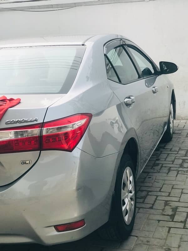 Toyota Corolla GLI 2015 TOTAL GENIUNE 6