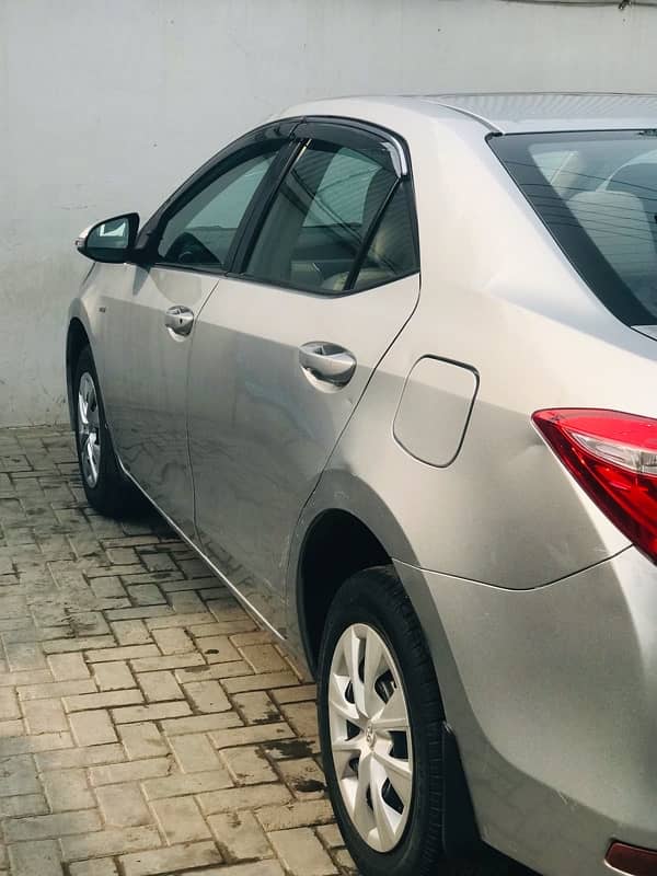 Toyota Corolla GLI 2015 TOTAL GENIUNE 7