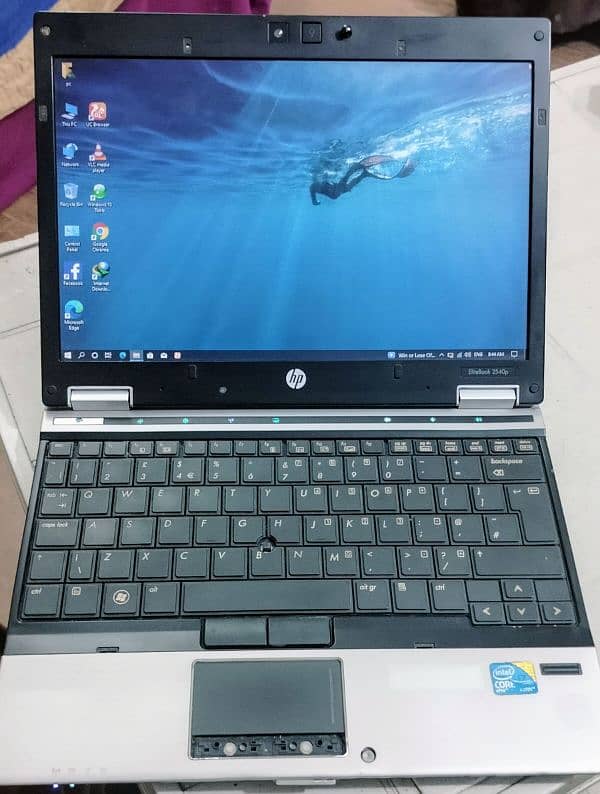 HP Elitebook -2540p  ( i7 - 6 generation) 0