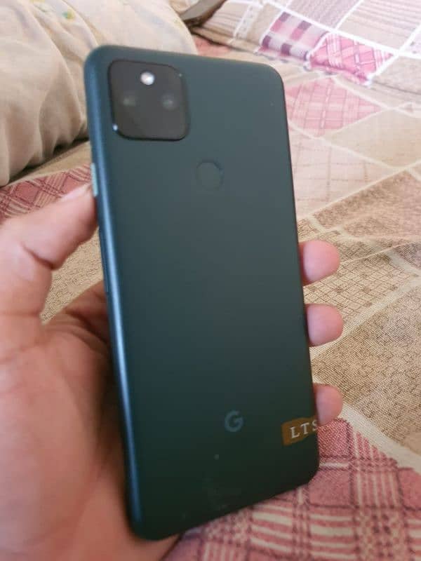 Google pixel 4a 4