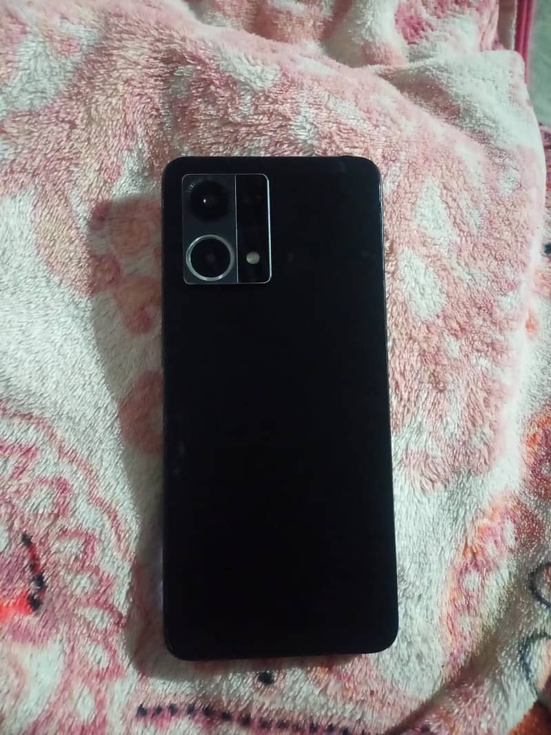 OPPO f21 pro 1