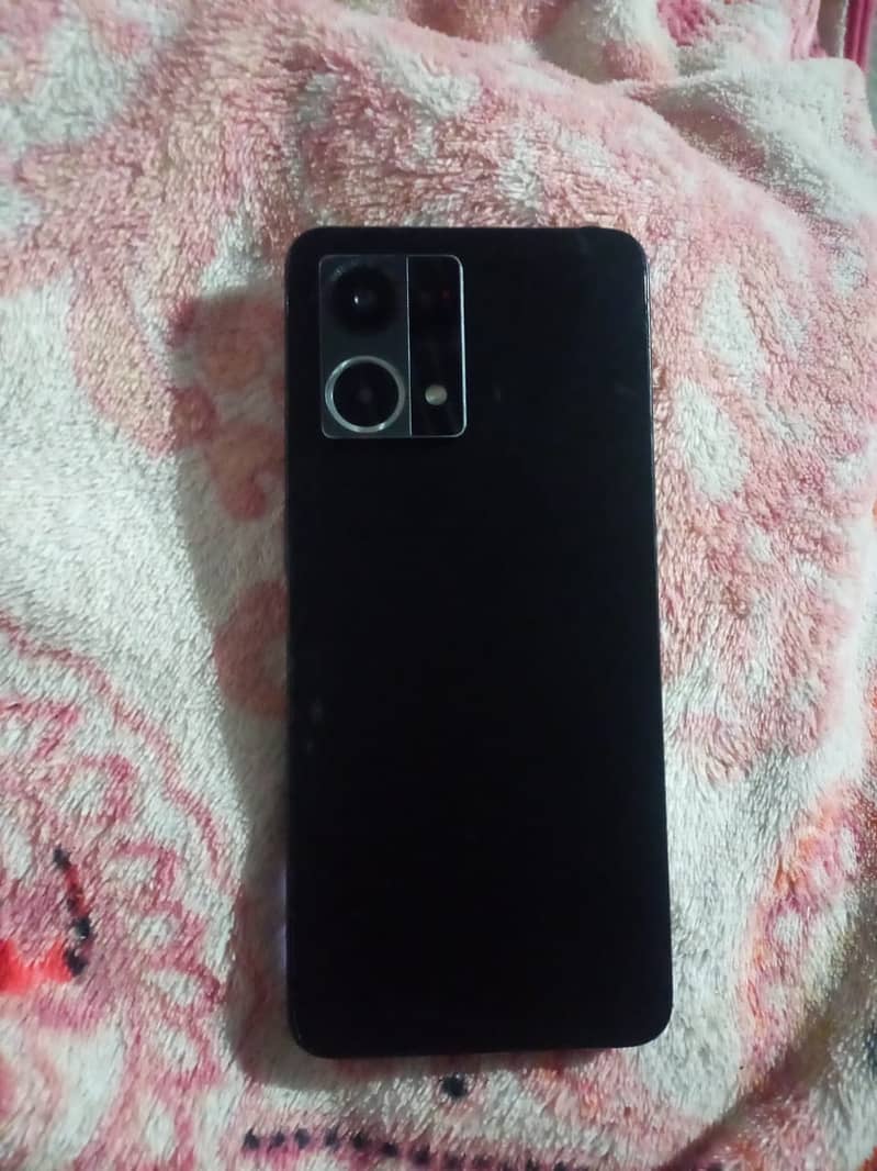 OPPO f21 pro 2