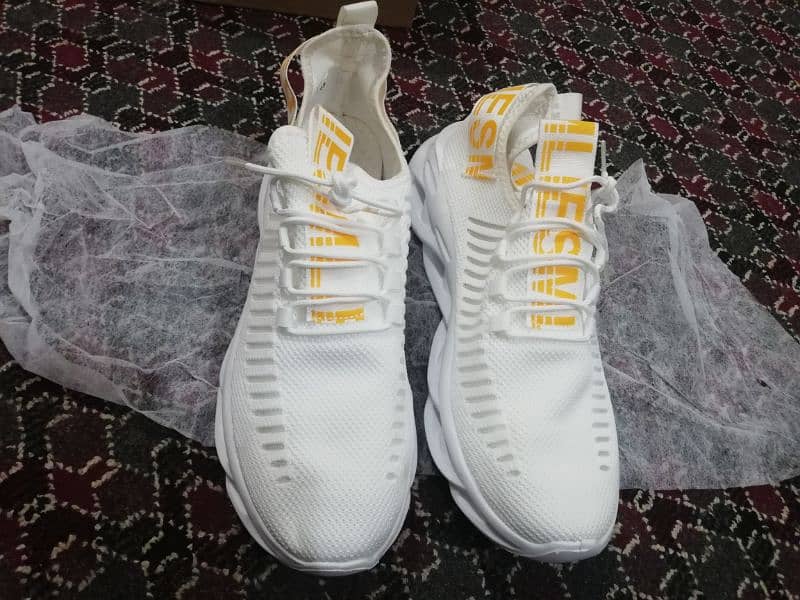 jogger sneakers new brand buy from dubai size 13 & 14 03333O23325 9