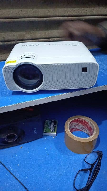 ABOX LCD WIRELESS PROJECTOR 0