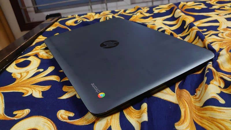 Hp smart Chrome book 0