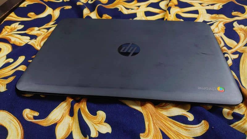 Hp smart Chrome book 1